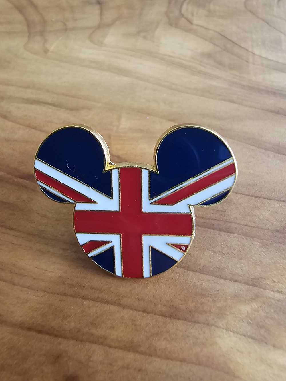 Disney Union Jack Mickey Enamel Pin Navy, Red & White - Picture 2 of 3